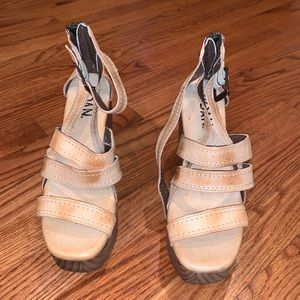 ROAN Corey Wood Platform Sandals